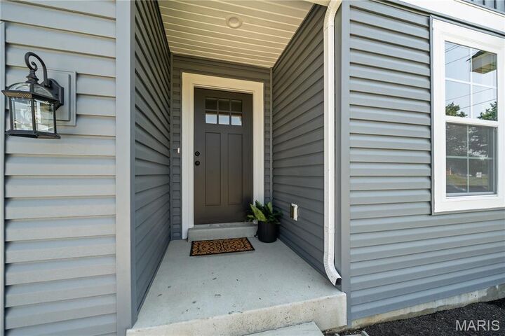 Property Photo:  960 Brookfield Chase Court  MO 63031 