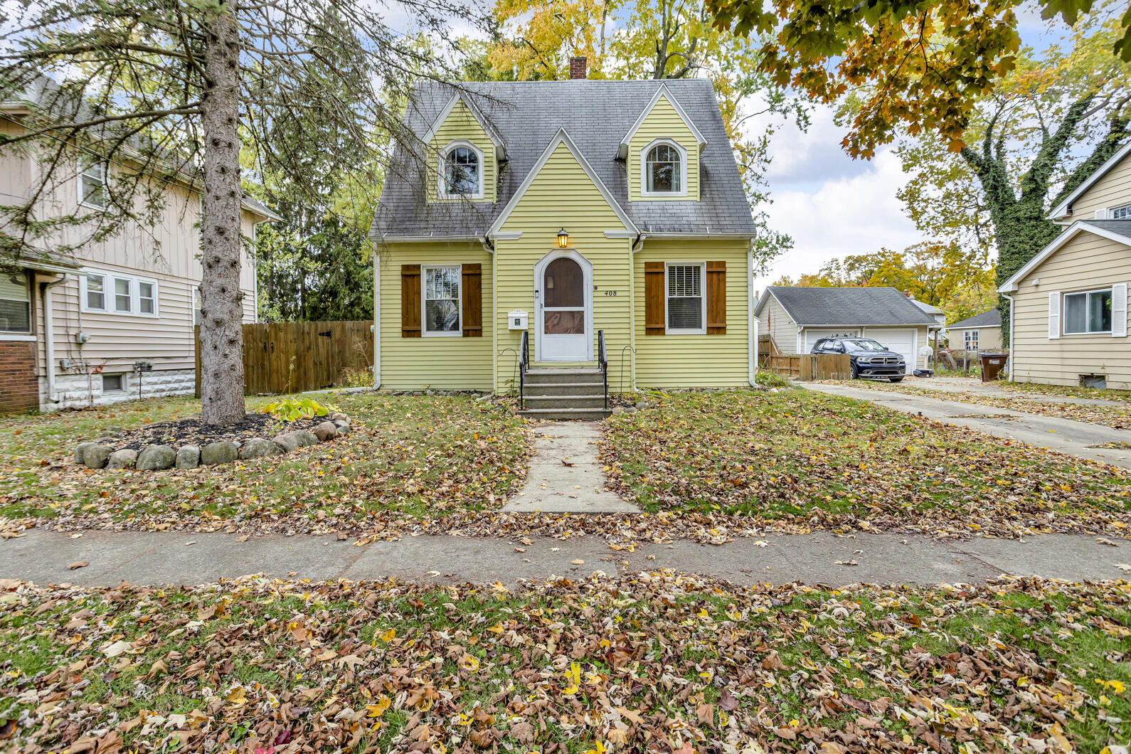 Property Photo:  408 N Pleasant Street  MI 49202 