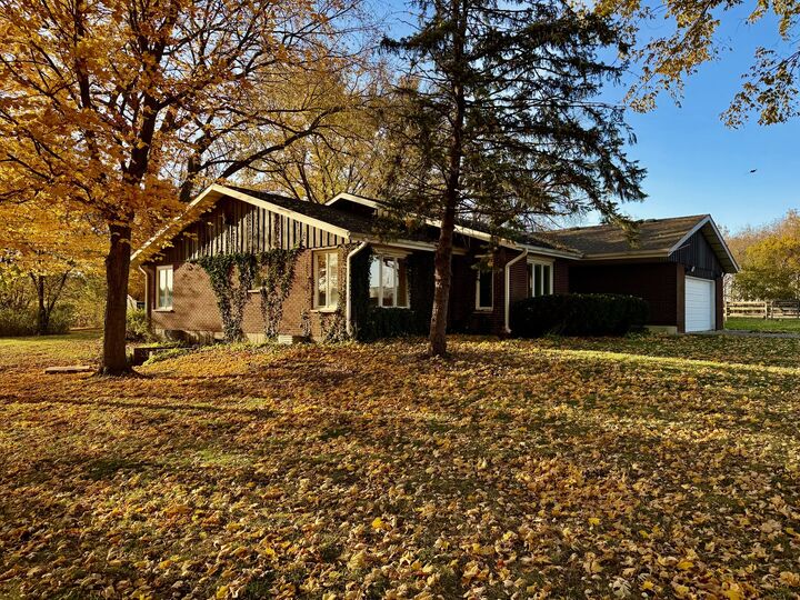 Property Photo:  27169 Brickville Road  IL 60178 