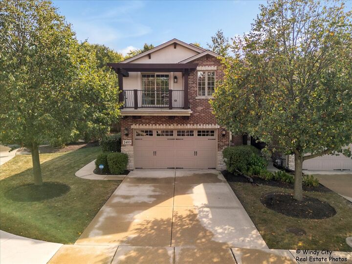 Property Photo: 2453 Nicola Court IL 60101