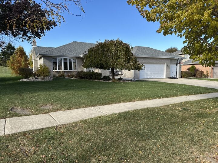 Property Photo:  22064 Pembrook Drive  IL 60423 