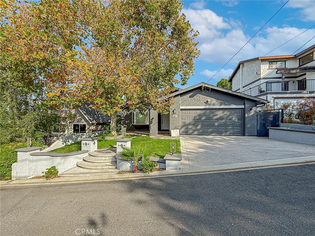 Property Photo:  184 Pepper Road  CA 91320 