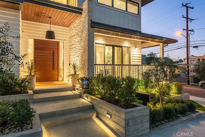 Property Photo:  2965 La Carlita  CA 90254 