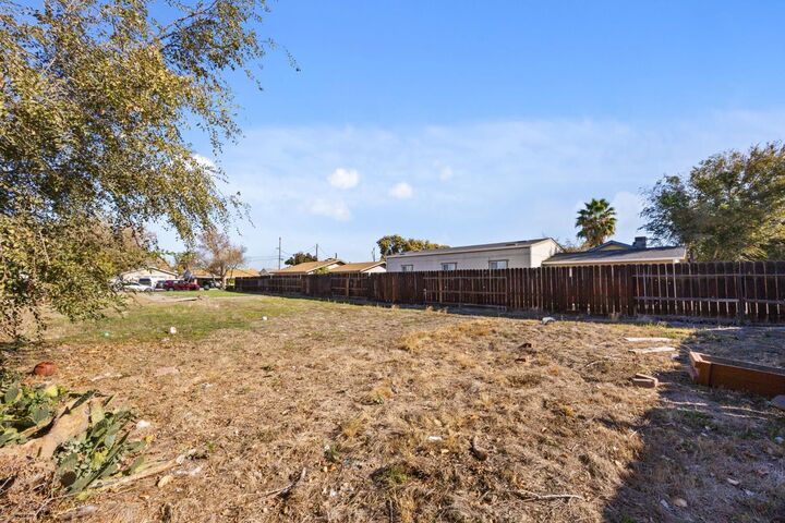 Property Photo:  110 E Kavanagh Avenue  CA 95376 