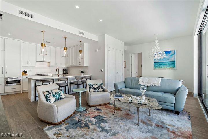 Property Photo: 850 Central Avenue 310 FL 34102