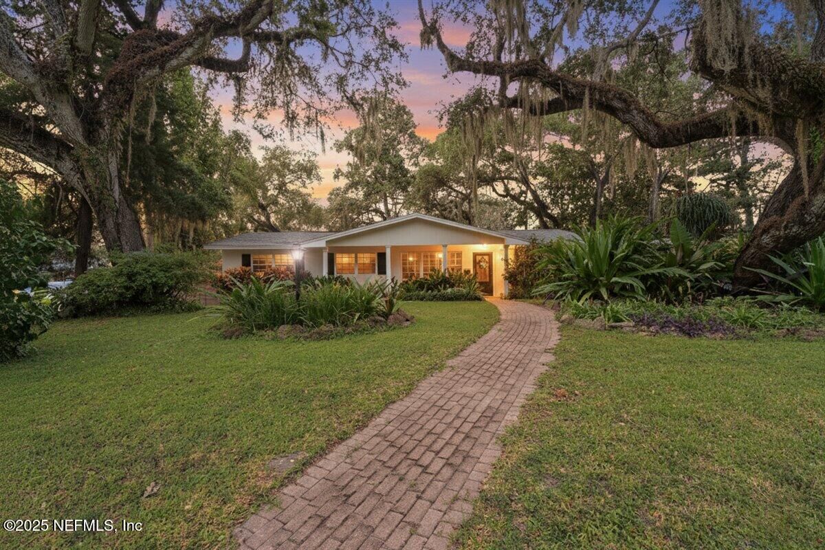 Property Photo: 47 Willow Drive FL 32080