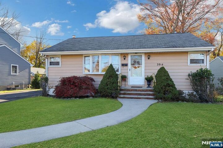 39 Powdermill Lane  Oakland NJ 07436 photo