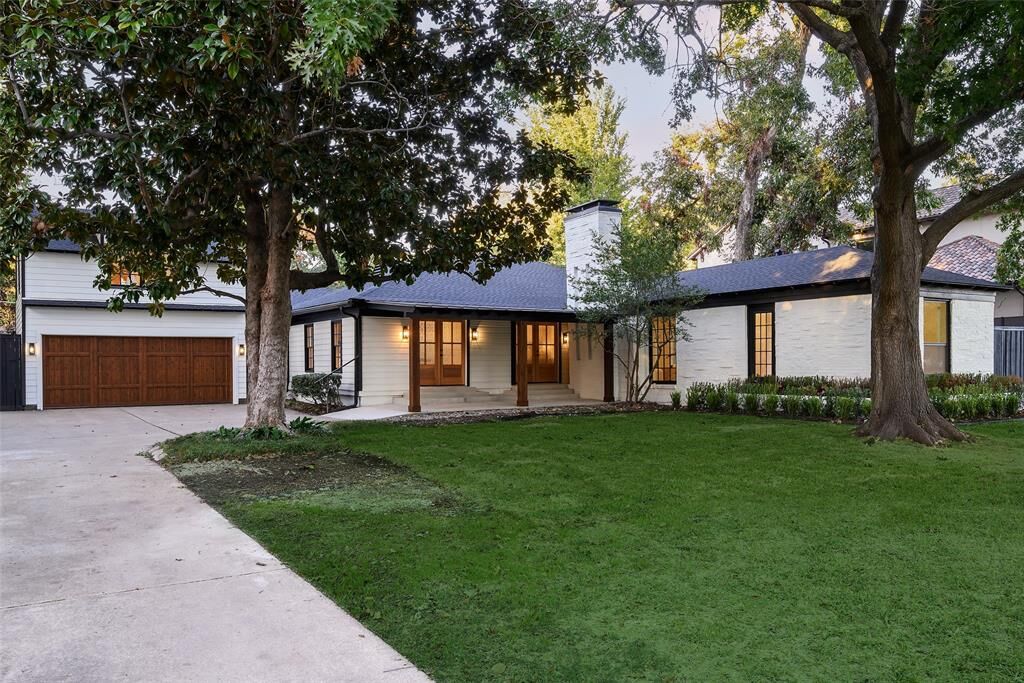 Property Photo: 6021 Northwood Road TX 75225