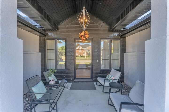 Property Photo:  24 S Windsor Drive  AR 72758 