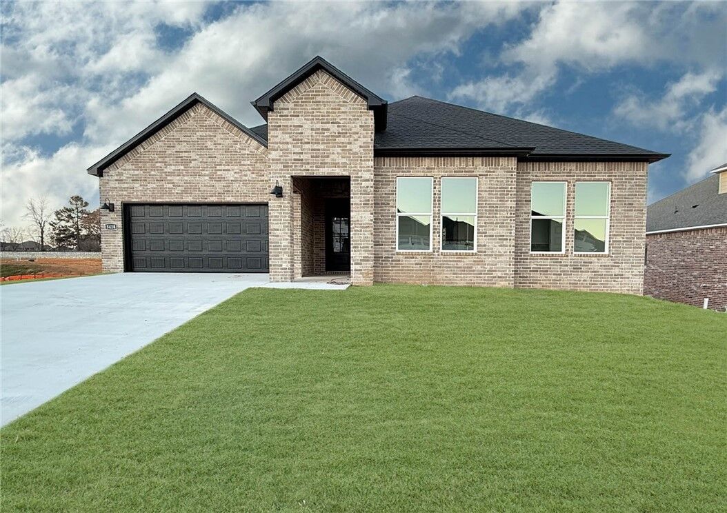 Property Photo:  5418 Nicolas Avenue  AR 72762 