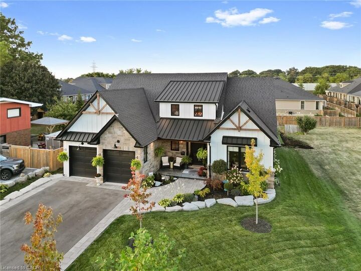 Property Photo: 253 Central Avenue ON L3M 1X6