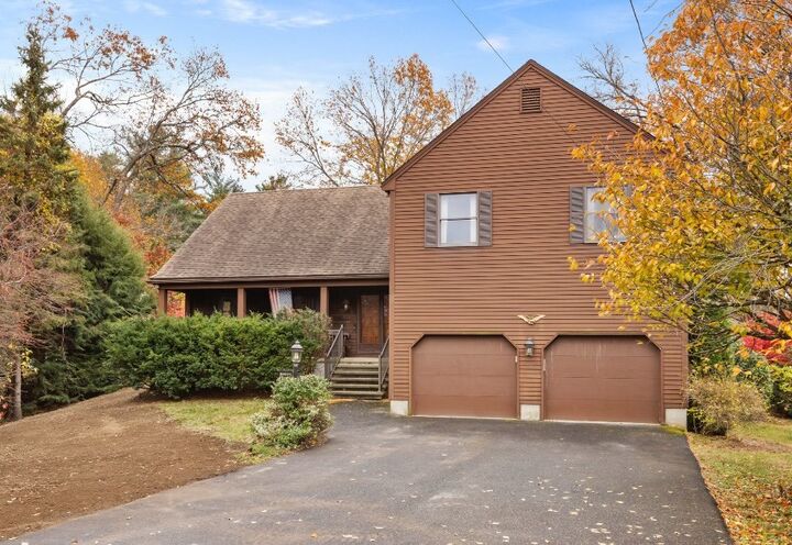 Property Photo: 43 Maple Rd MA 01886