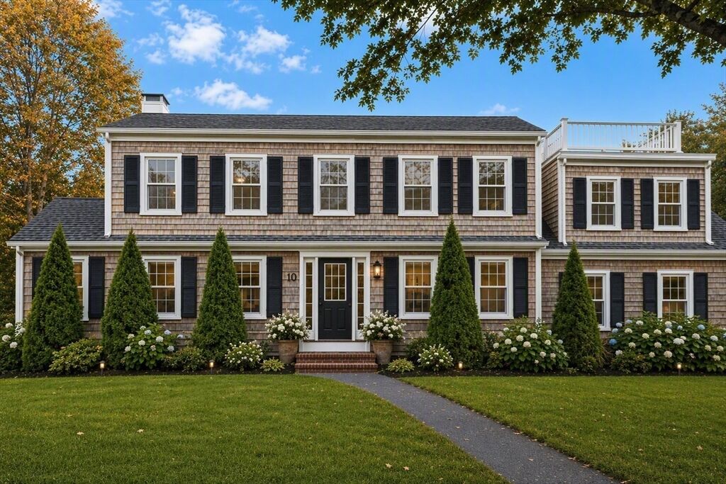 Property Photo: 10 Oak St MA 02571