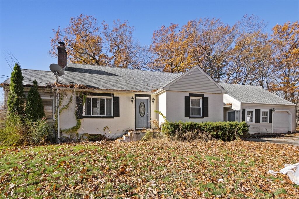 Property Photo:  15 White Street  MA 01462 