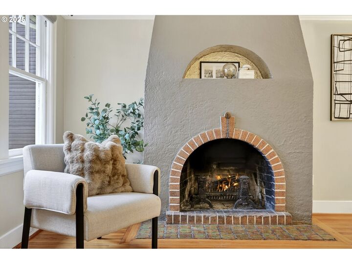 Property Photo: 7737 SE 17th Ave OR 97202