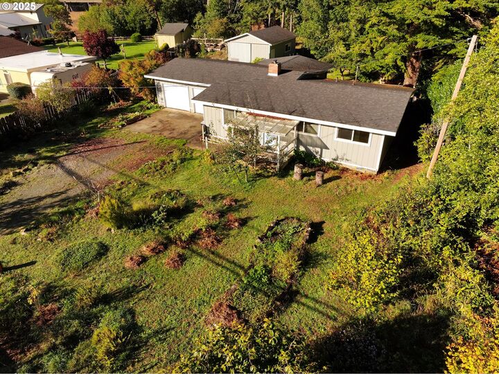 Property Photo: 2537 Port Orford Loop Rd OR 97465
