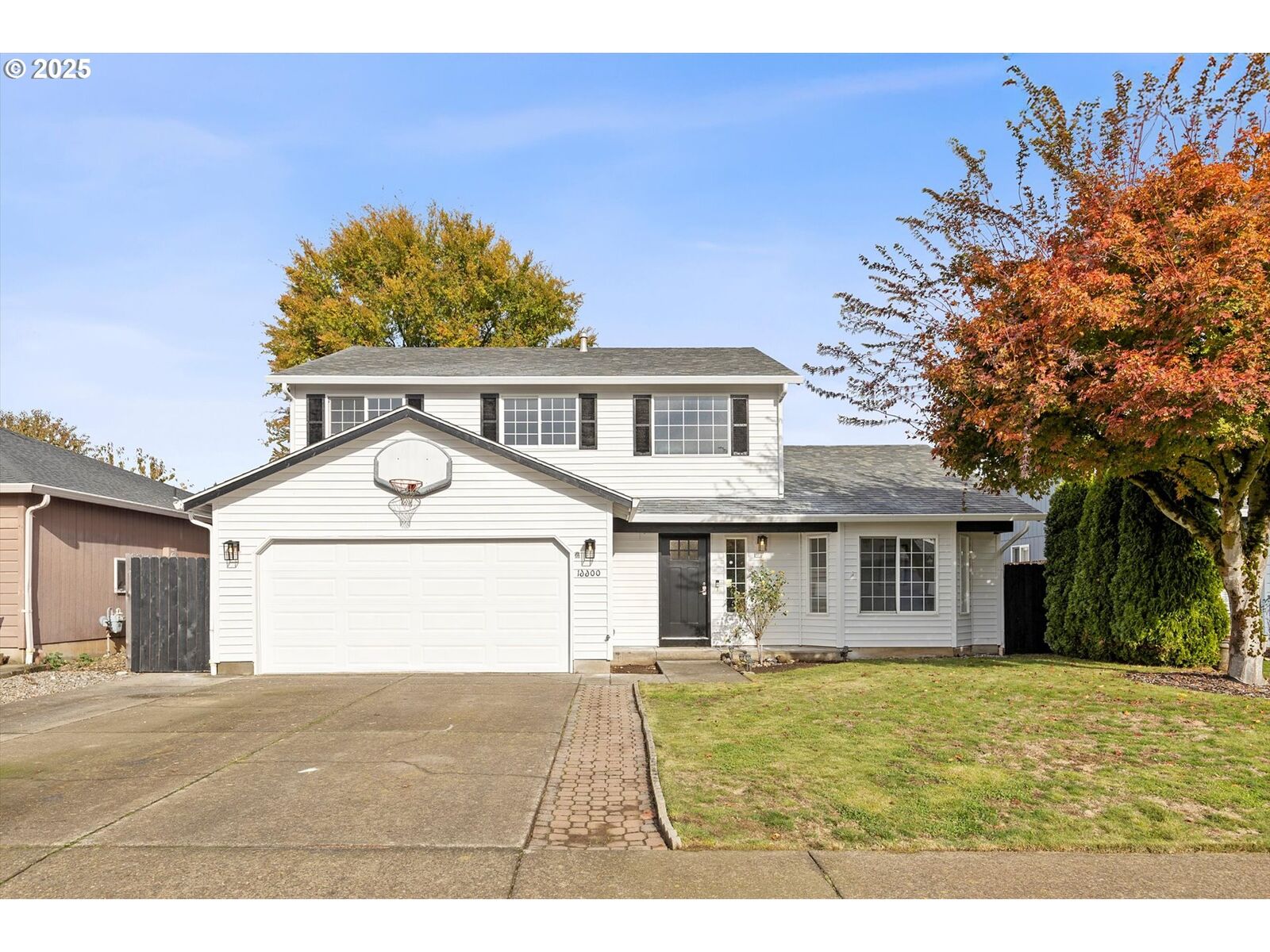 Property Photo: 16600 NE 80th St WA 98682