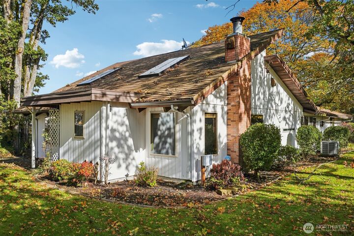 Property Photo: 13521 Yakima Avenue S WA 98444