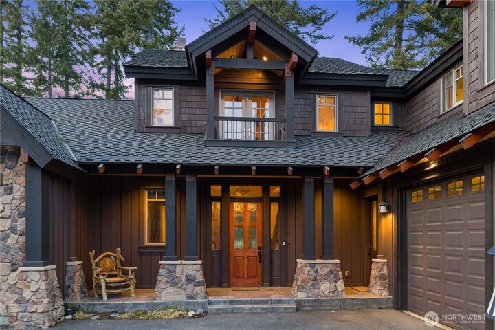 Property Photo:  61  Equinox Drive  WA 98922 