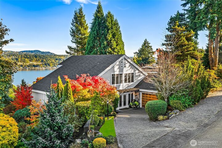 4222  Shoreclub Drive  Mercer Island WA 98040 photo