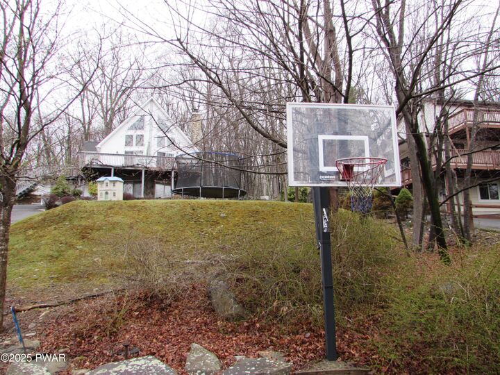 Property Photo: 169 N Lake Drive PA 18328