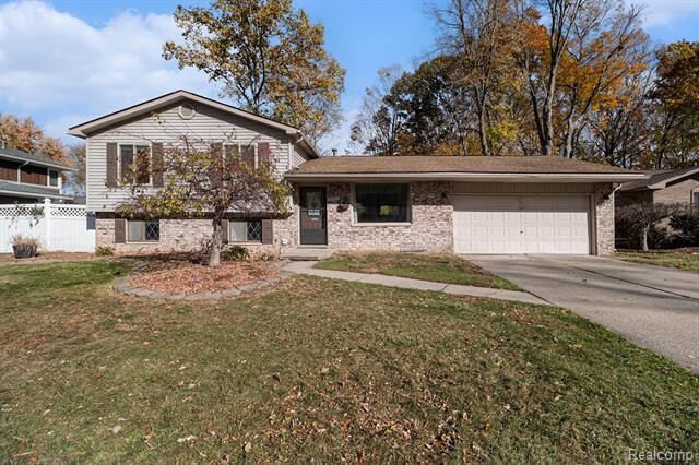 Property Photo:  52372 D W Seaton Drive  MI 48047 