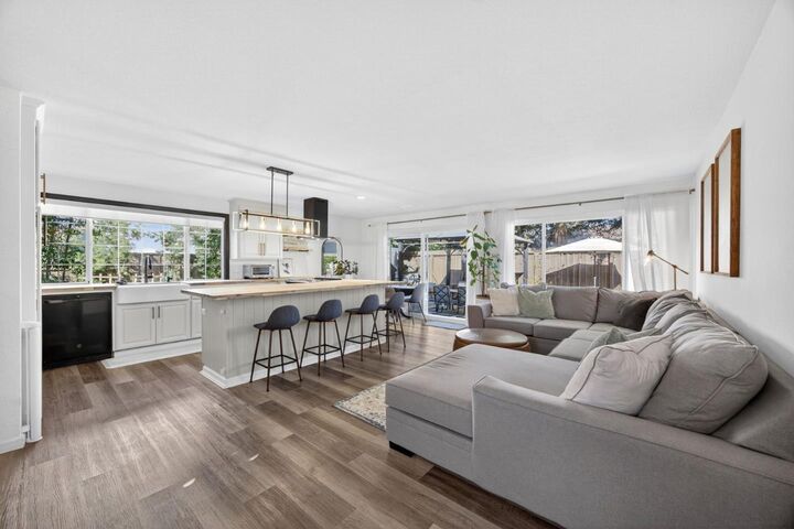 Property Photo:  1295 Jasmine Way  CA 95037 