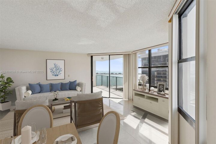 Property Photo:  1901 Brickell Ave B1408  FL 33129 
