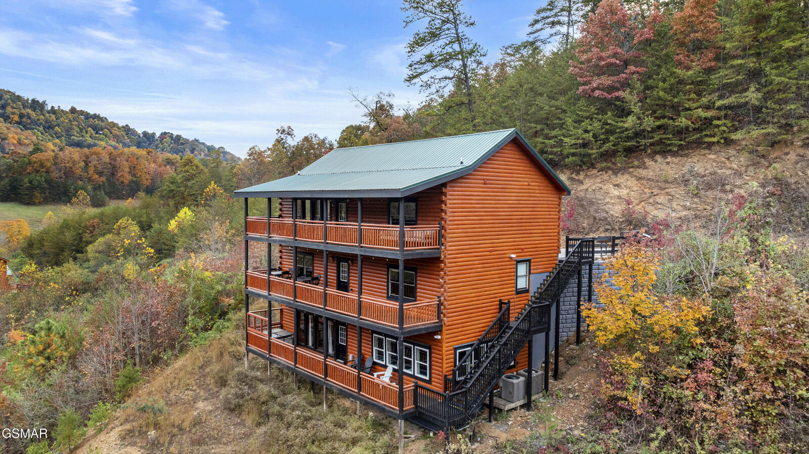 Property Photo: 1628 Barn Door Lane TN 37862