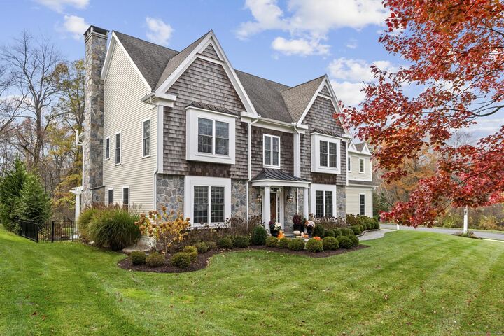 Property Photo:  17 Cranbrook  CT 06117 