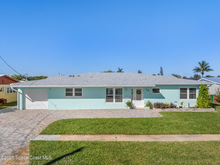 Property Photo:  465 Cardinal Drive  FL 32937 