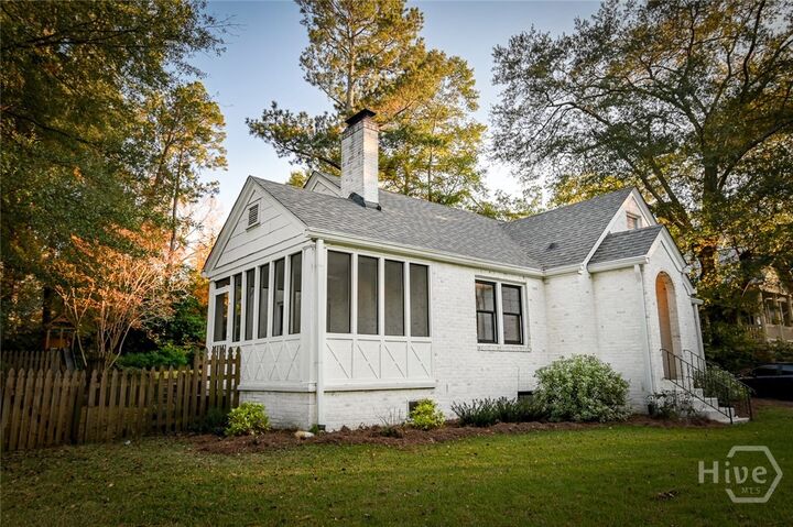 Property Photo: 525 King Avenue GA 30606