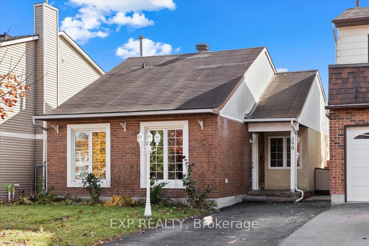 Property Photo:  290 Elderberry Terrace  ON K1E 1Z1 