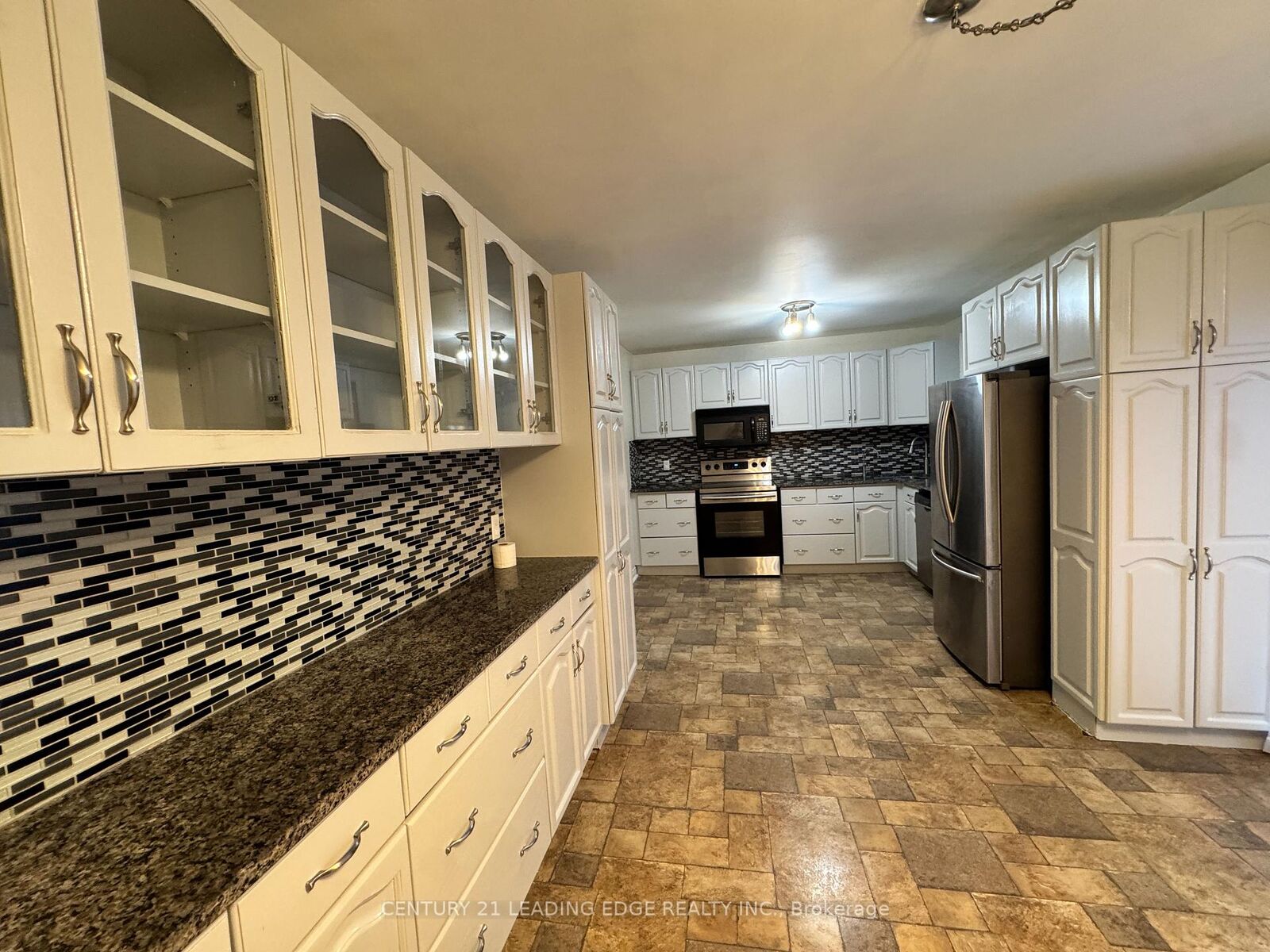 Property Photo:  13 Spring Street  ON L4A 7X1 