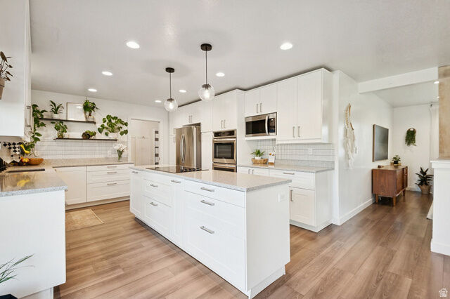 Property Photo:  9635 S 1600 W  UT 84095 