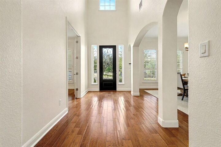 Property Photo:  10201 Loxley Lane  TX 78717 