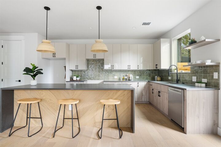 2001 Rountree Drive 2  Austin TX 78722 photo