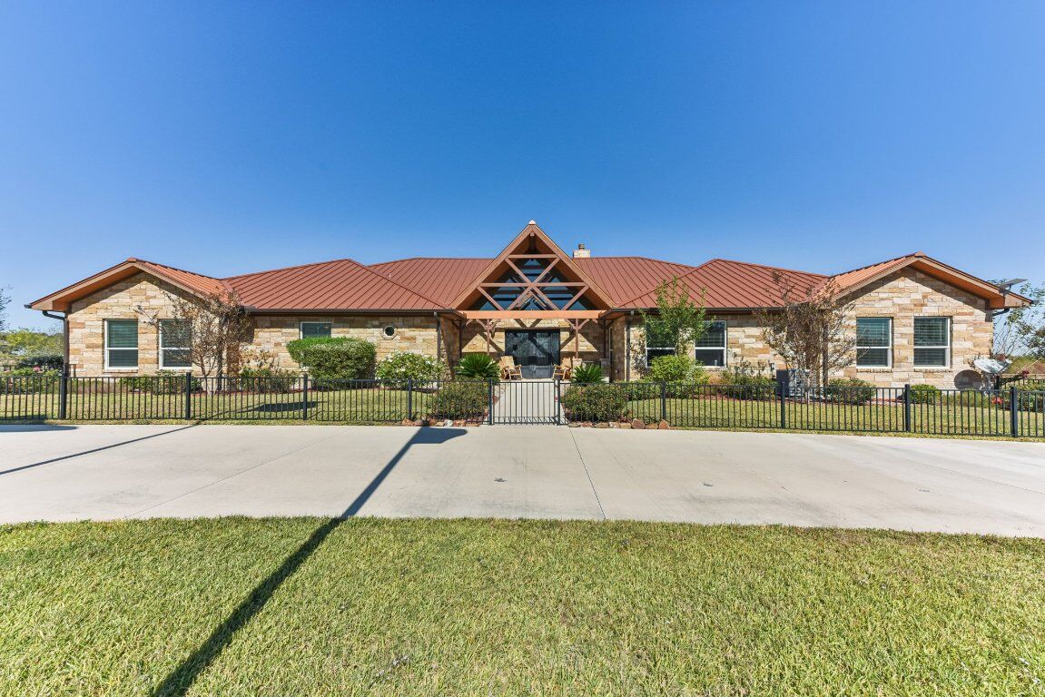 Property Photo:  9511 Magnolia Ranch Cove  TX 78660 
