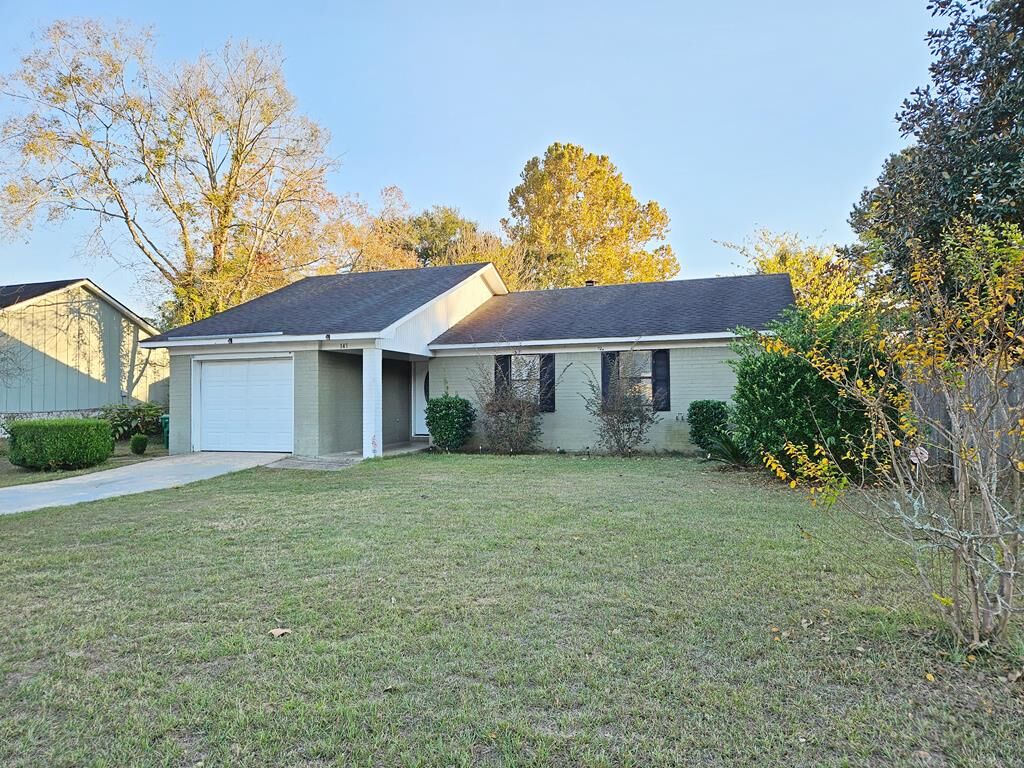 Property Photo: 147 Cherokee Avenue GA 31763