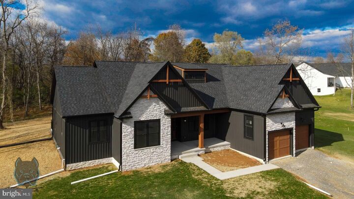 Property Photo: 234 Stormfield Drive W WV 25404