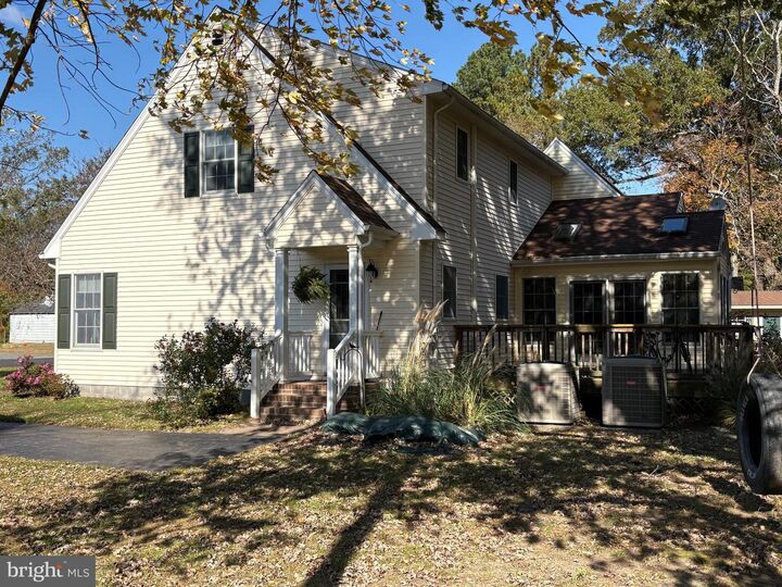 Property Photo:  211 Poplar Street  MD 21875 