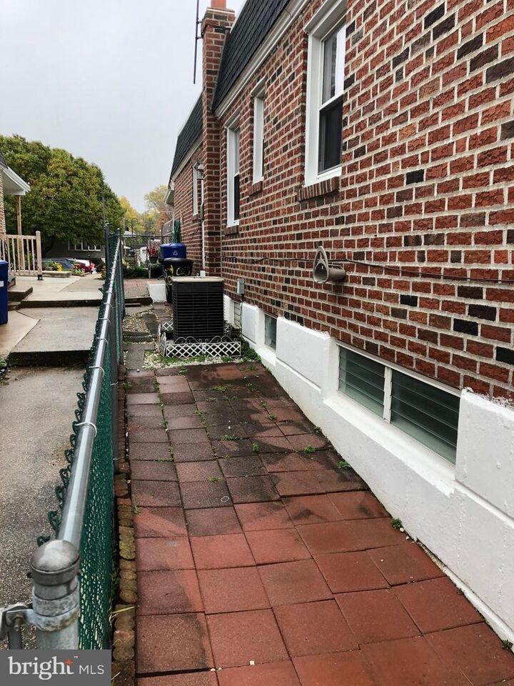 Property Photo: 8550 Tolbut Street PA 19152