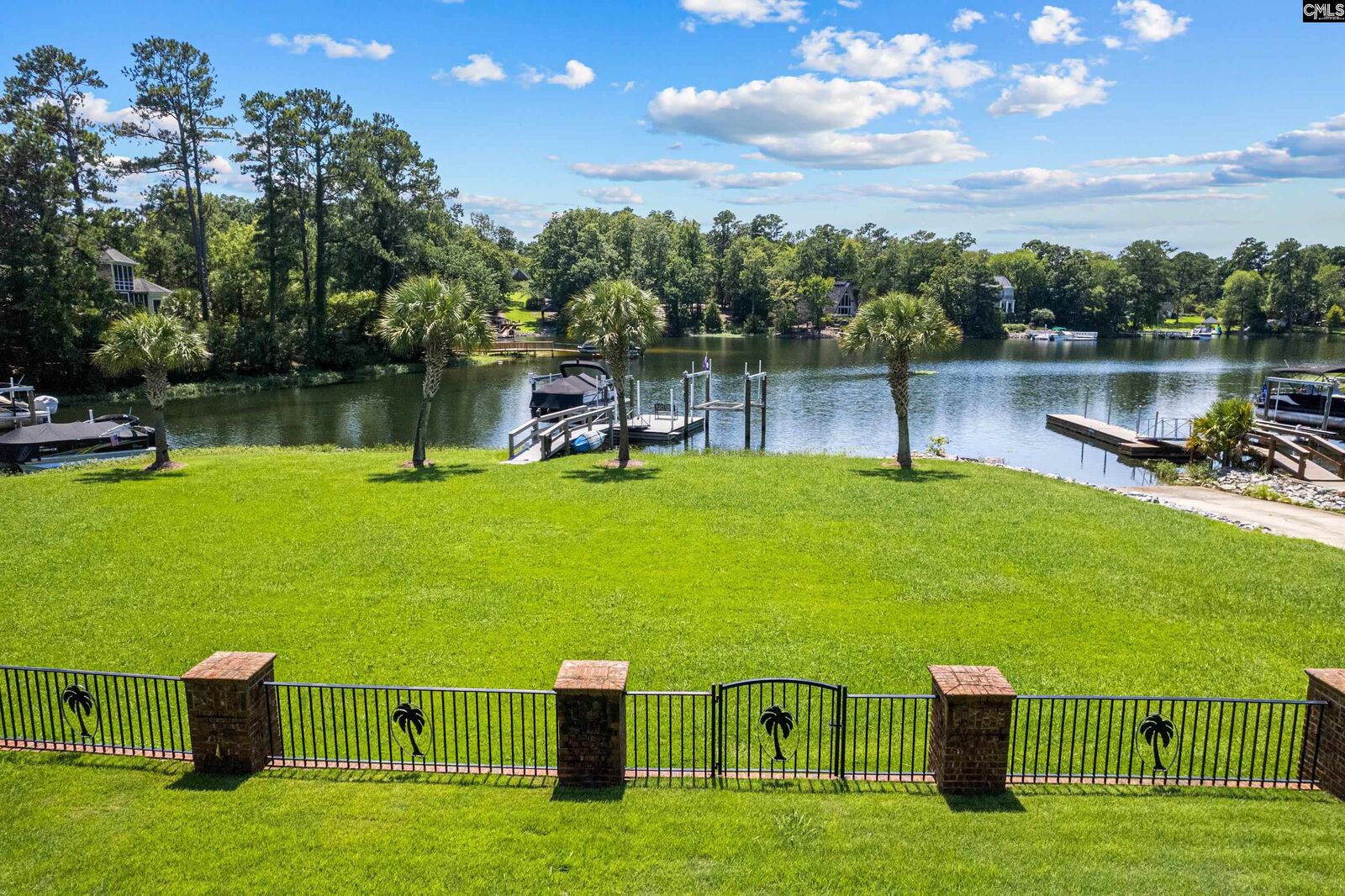 Property Photo: 217 Palm Lake SC 29212-8747