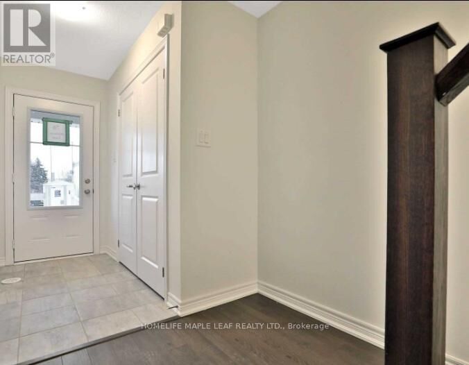 Property Photo:  76 Hibiscus Lane  ON L8K 0A4 