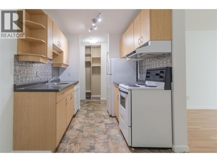 Photo de la propriété: 445 All Star Court 106 BC V1X 5N7