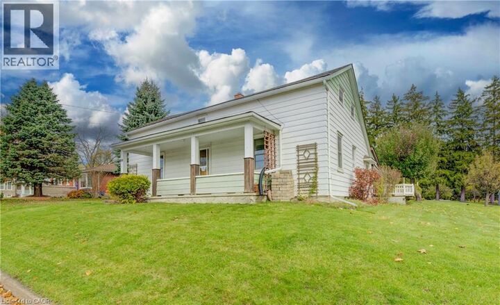 Property Photo:  135 Brewery Street  ON N3A 2S5 