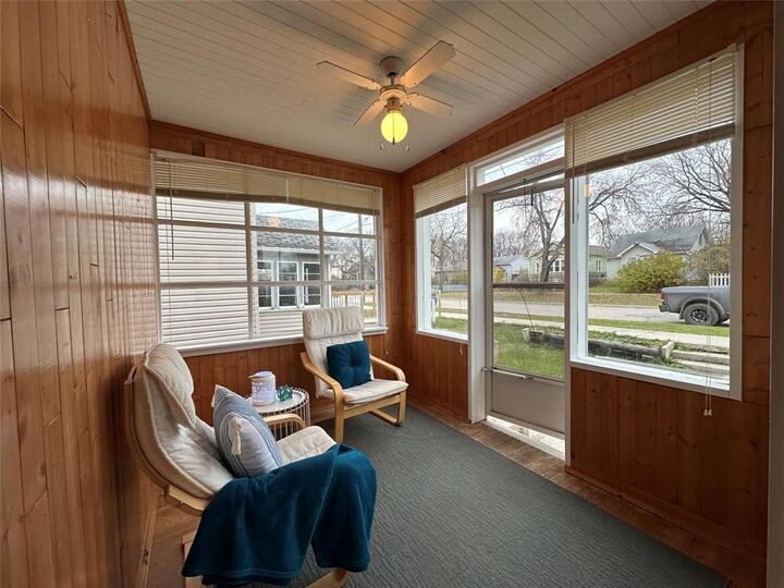 Property Photo:  736 Taylor Avenue  MB R9A 1L1 