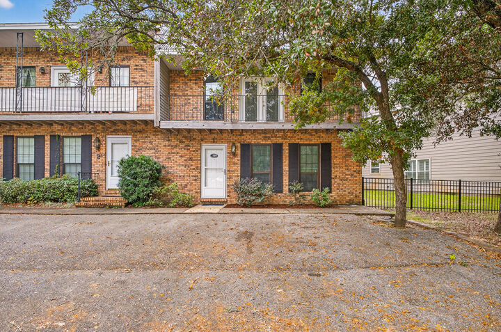 Property Photo: 96 NE Yacht Club Drive Unit 1 FL 32548