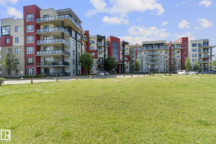 Photo de la propriété: 11080 Ellerslie Road SW 213 AB T6W 2C2