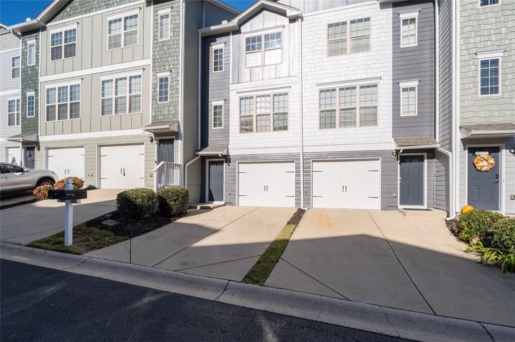 Property Photo:  3030 Liberty Way NW  GA 30318 